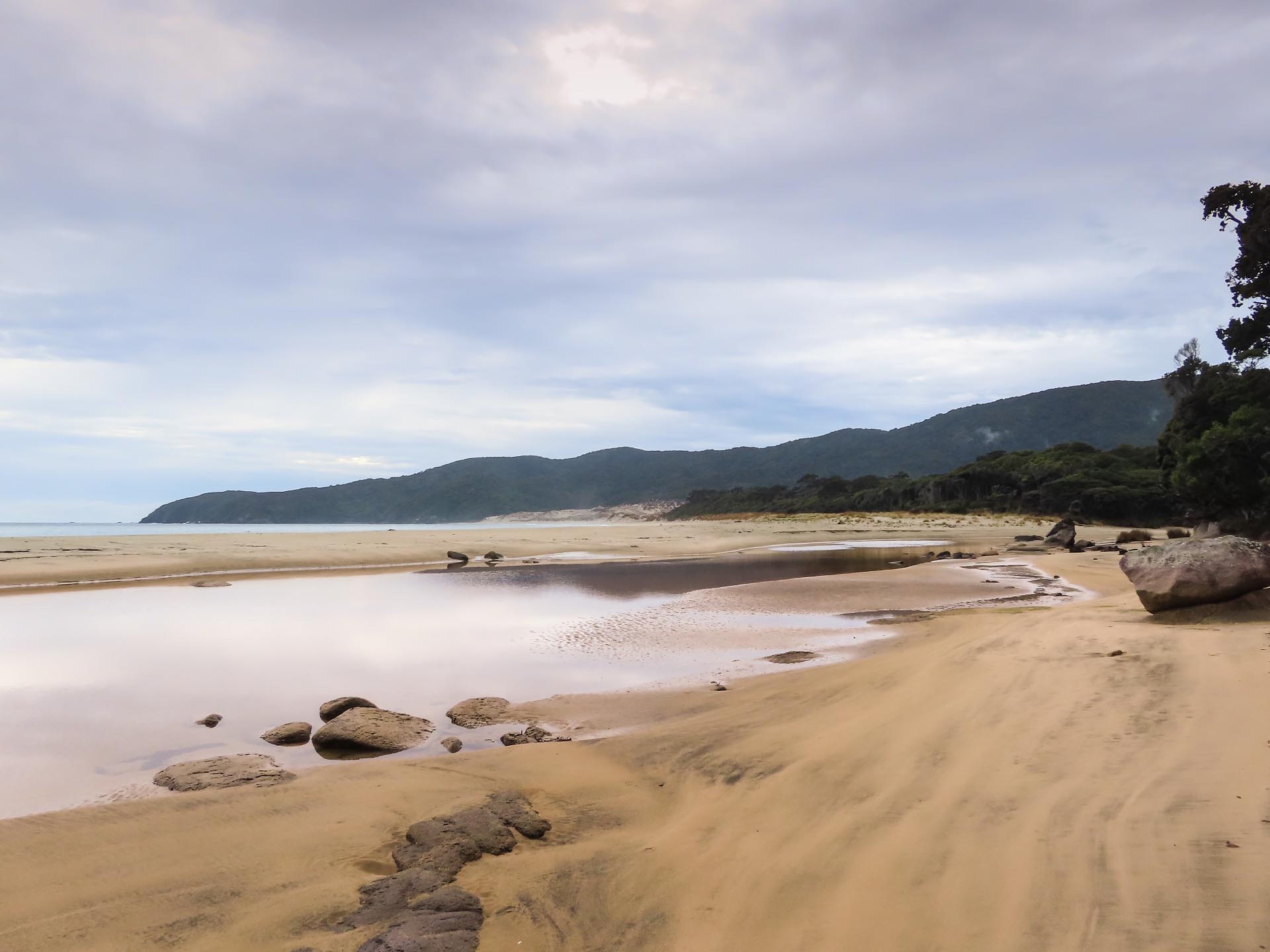 The sandy beach at Doughboy Bay