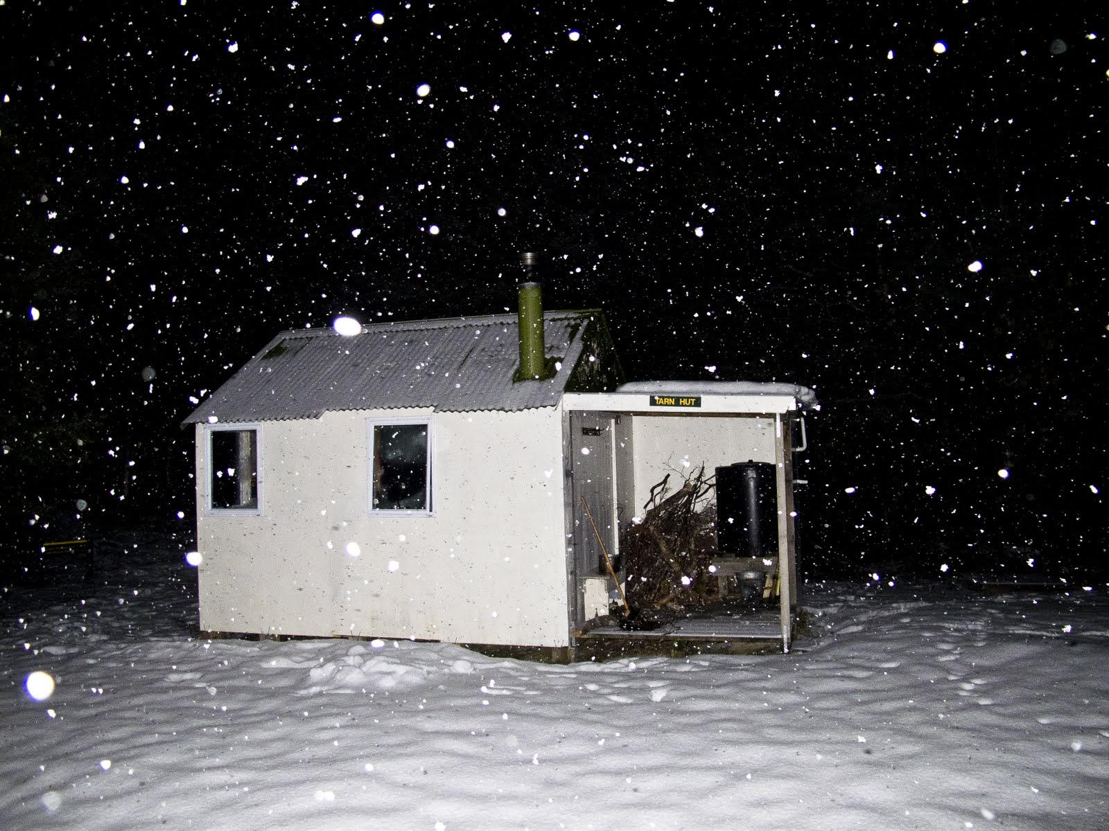 Tarn Hut, Richmond Range in winter
