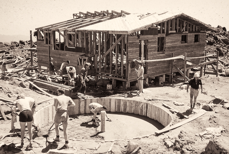 Constructing Ruapehu Hut in 1953