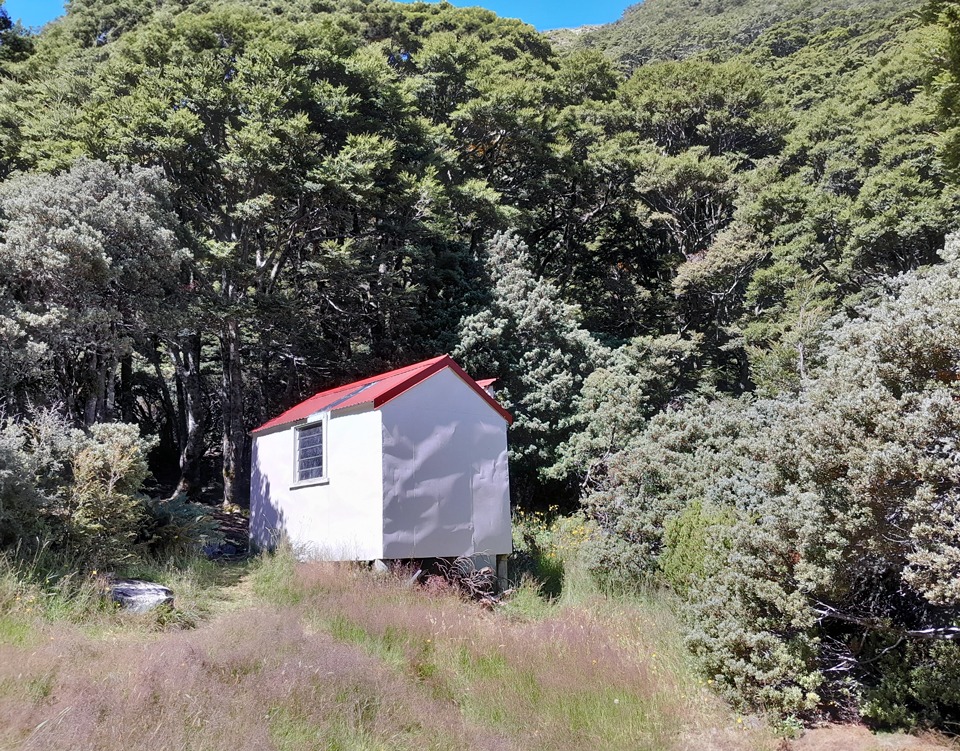 Top Hut in the Ahuriri Valley