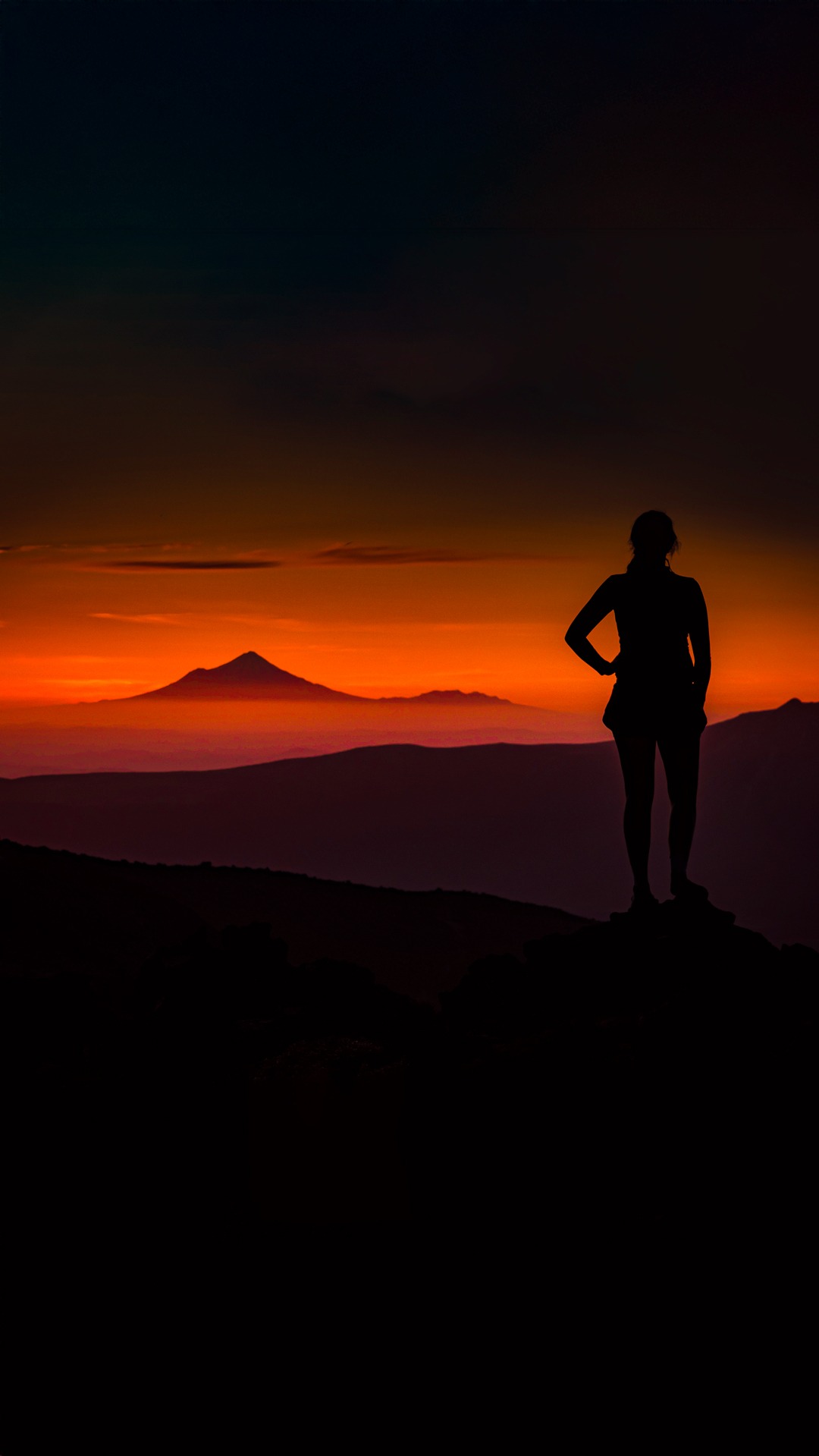 Summer sunset from WTMC Ruapehu Lodge