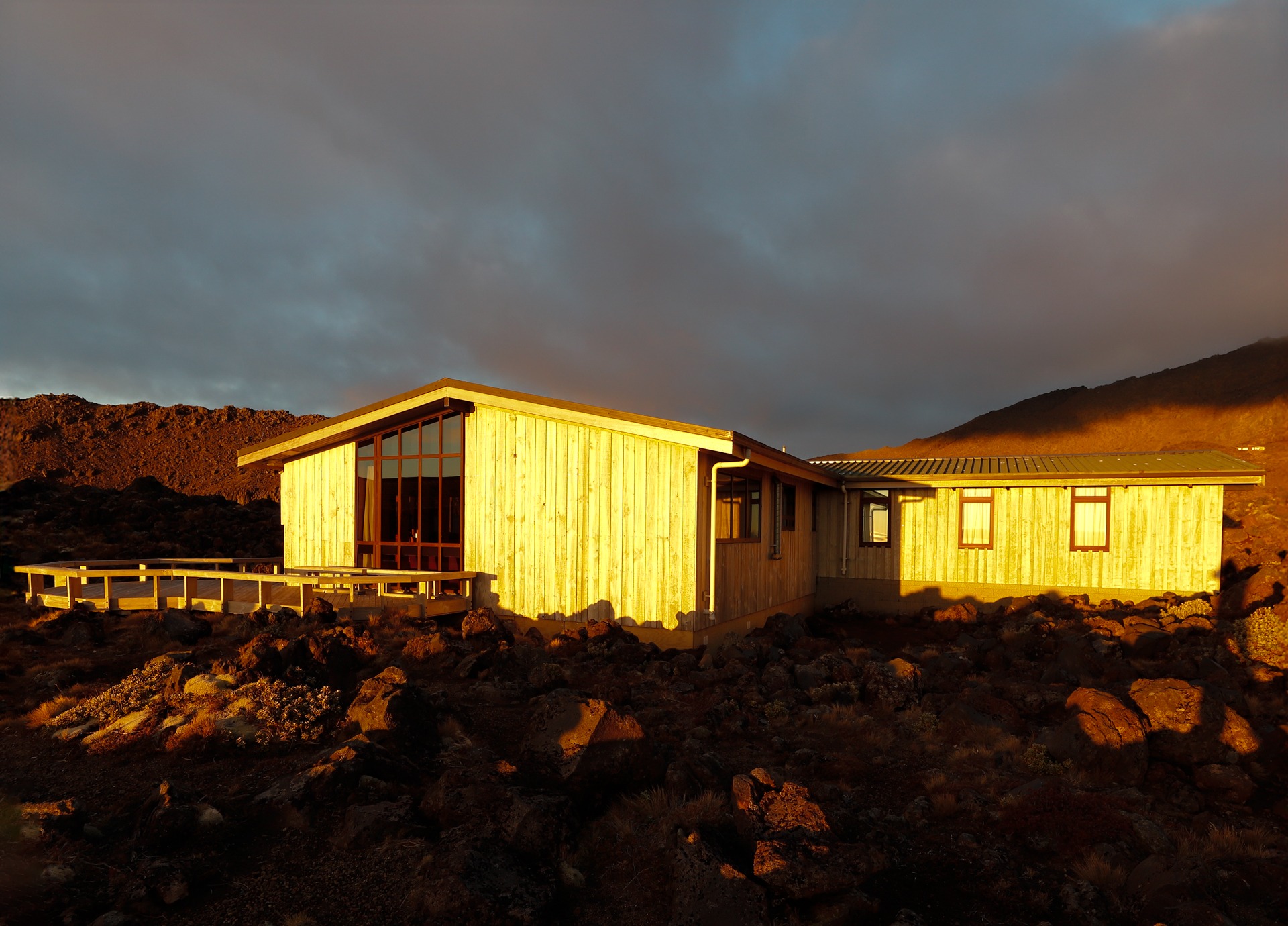 WTMC Ruapehu Lodge at sunset