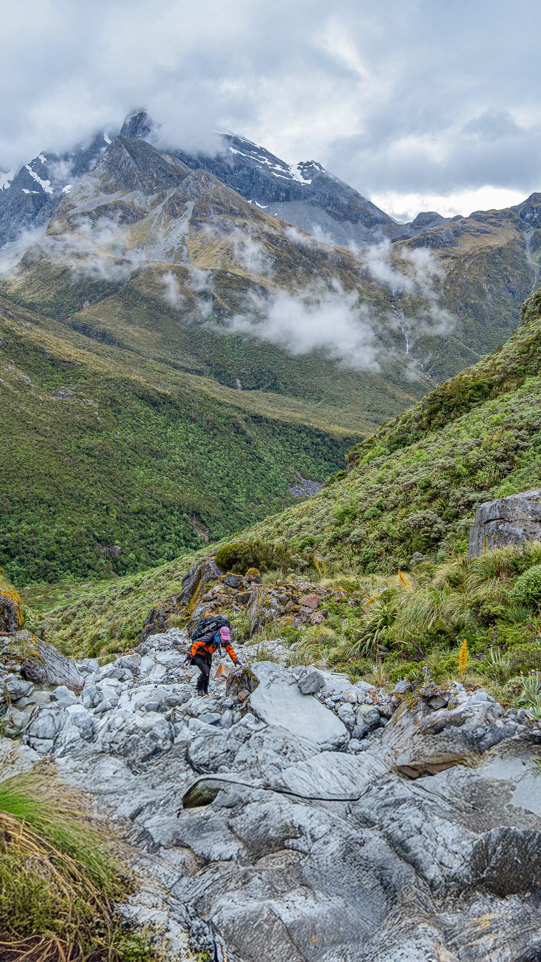  Climbing out of the Lord Valley